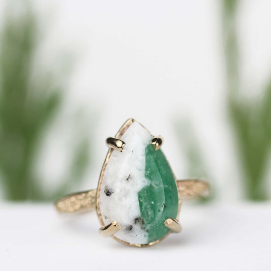 Emerald Stardust Ring 14k Yellow Gold - Mettle by Abby