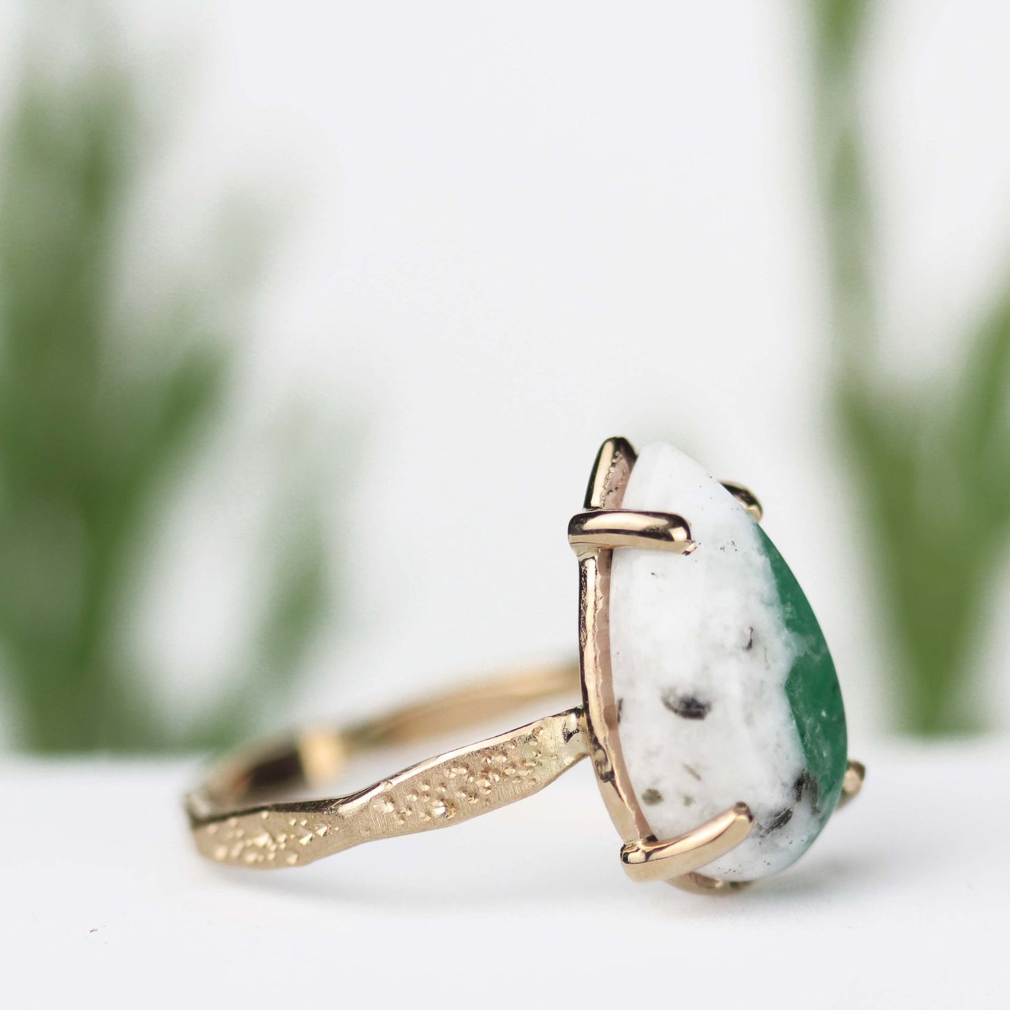 Emerald Stardust Ring 14k Yellow Gold - Mettle by Abby
